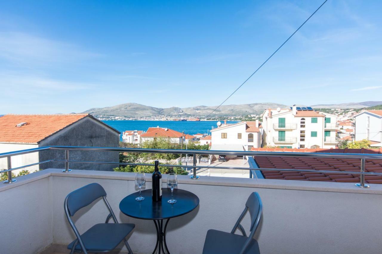 Apartments Fumija Trogir Exterior photo